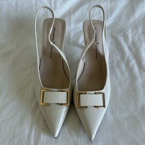 Kalaibaili Strappy patent leather pumps